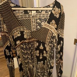 Women’s multipoint blouse